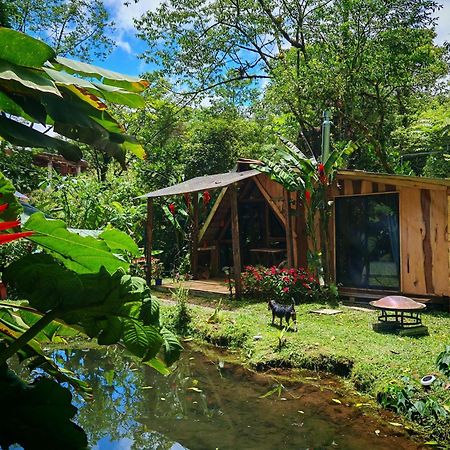 Tipi Maleku Villa Heredia Exterior photo